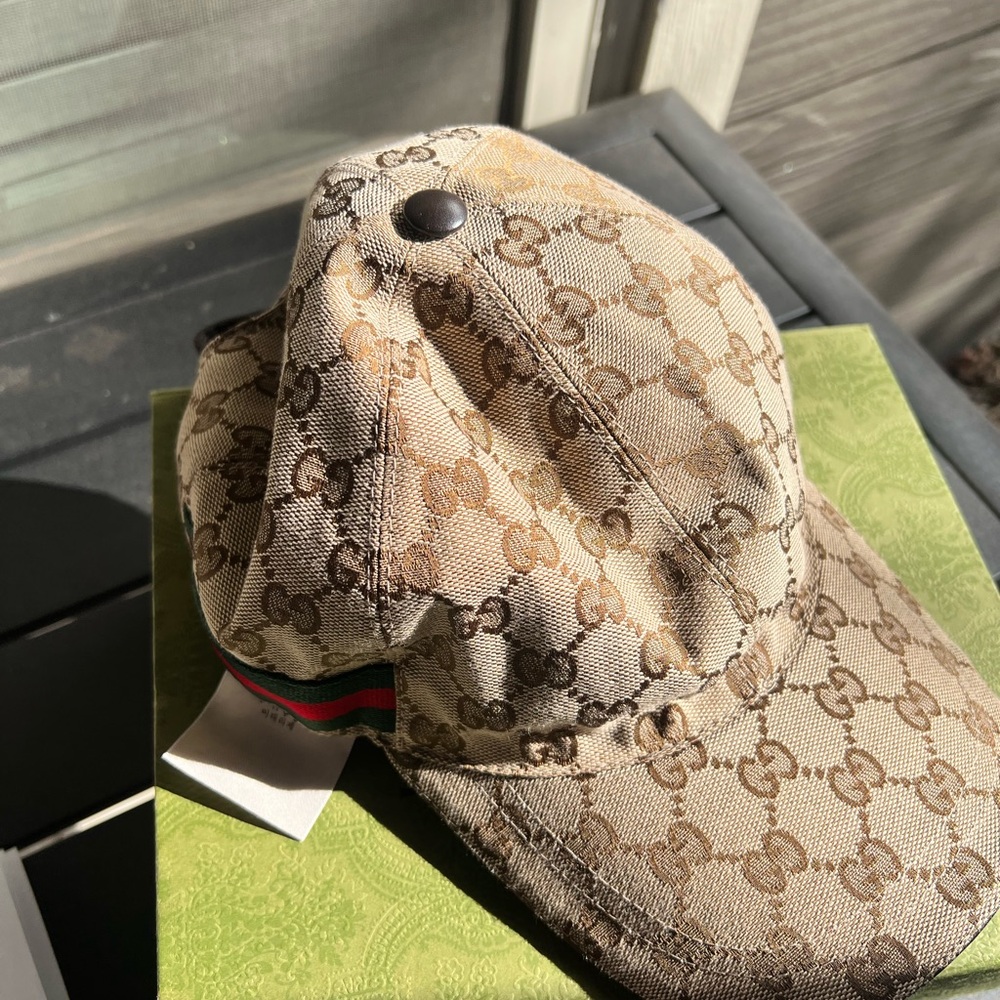 Gucci Tan Monogram Cap with receipt, box, hat cover